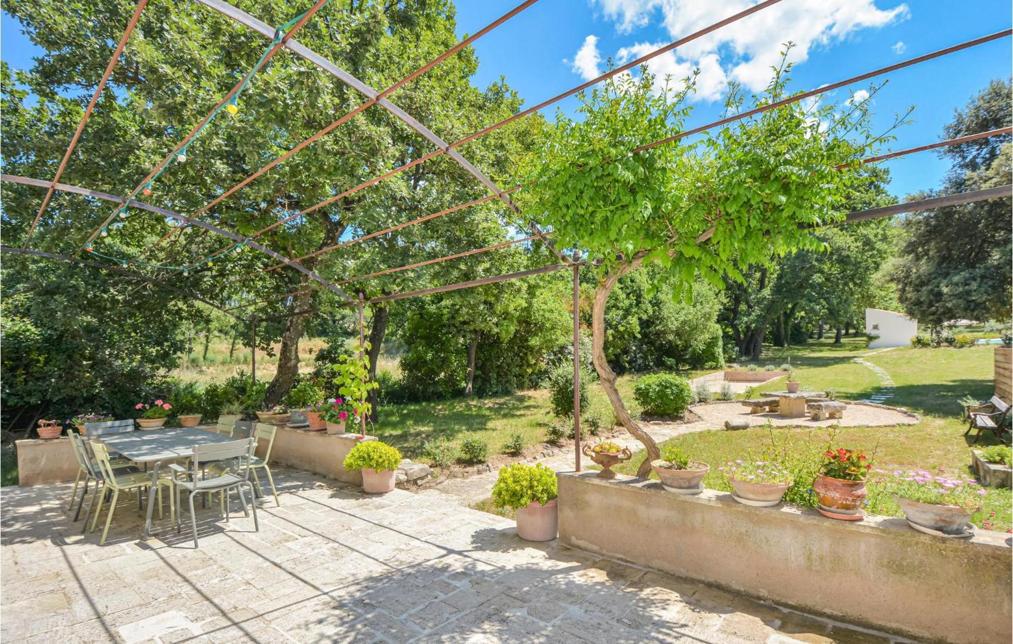 4 Bedroom Lovely Home In Saint-Rémy-de-Provence 외부 사진